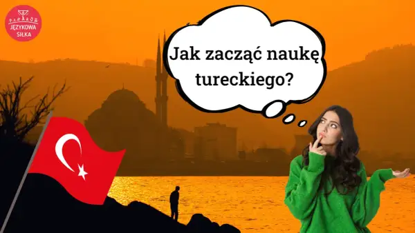 Młoda kobieta zastanawia się, jak zacząć naukę języka tureckiego, patrząc na krajobraz z turecką flagą i meczetem.