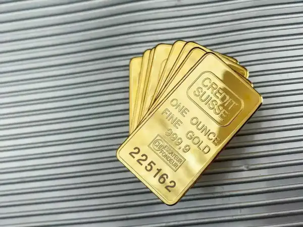 Złote sztabki Credit Suisse, każda po jednej uncji. Czy to już oz?
