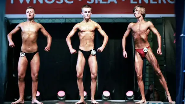 Rzeźbienie męskiej sylwetki: Plan, dieta, trening Odsłoń mięśnie!