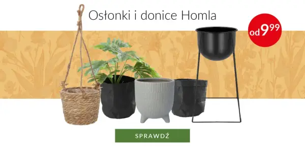 Różnorodne osłonki na doniczki: pleciona wisząca, czarna papierowa, szara ceramiczna na nóżkach i czarna metalowa na stojaku.