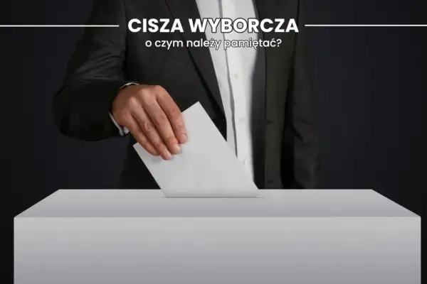 Mężczyzna w garniturze wrzuca kartę do urny. Dowiedz się, ile trwa cisza wyborcza i o czym pamiętać.