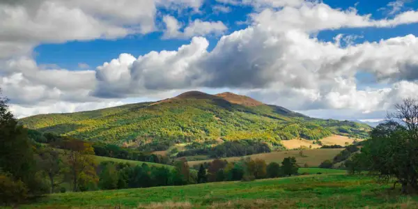 Ustrzyki Dolne: Atrakcje na każdą porę roku? Odkryj Bieszczady!