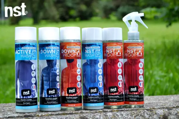 Gamme de produits NST pour l'entretien des vêtements techniques, y compris la lessive pour Gore-Tex.