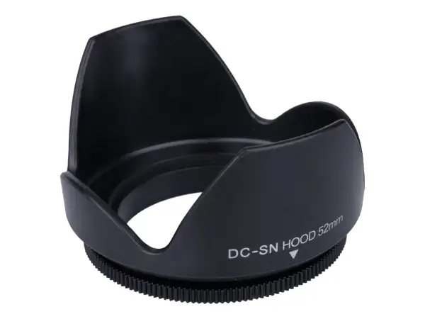 Czarna osłona przeciwsłoneczna na obiektyw z napisem "DC-SN HOOD 52mm".
