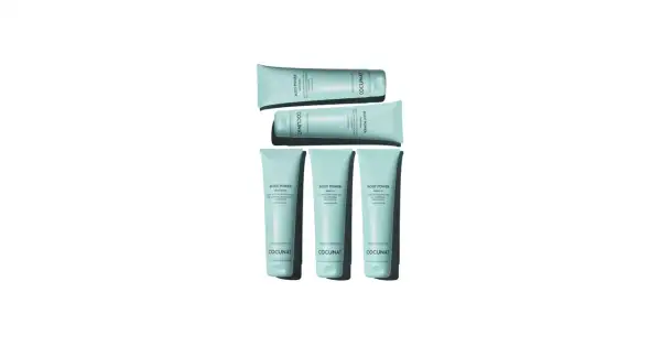 Cinco tubos de gel "Body Power" de Cocunat, dos apilados y tres en fila, listos para potenciar tu figura.