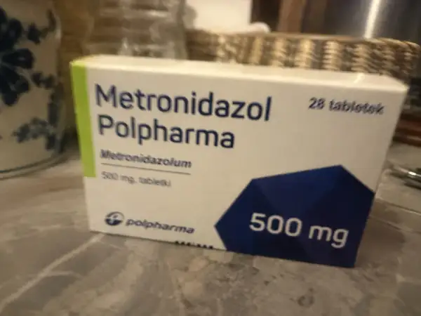 Opakowanie Metronidazolu Polpharma 500 mg, 28 tabletek. Sprawdź aktualną metronidazol cena.
