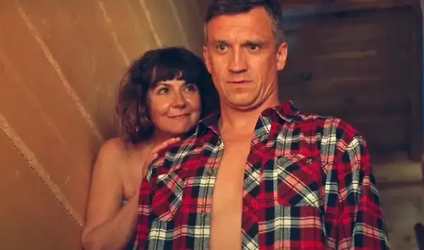 Miłość jak miód muzyka z filmu – emocje i utwory, które poruszają