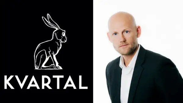 Logotypen för tidningen Kvartal med en hare och texten "KVARTAL" bredvid ett porträtt av en skallig man i kostym.