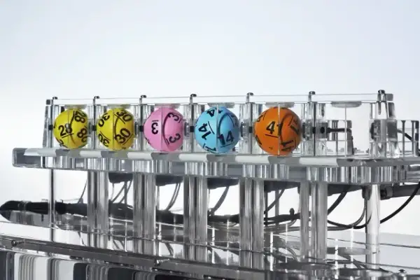Na jakim kanale jest losowanie lotto? Sprawdź godziny i transmisje