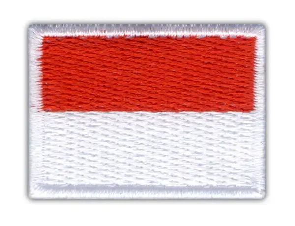 Naszywka z flagą Monako, czerwono-biała, z białym obszyciem.