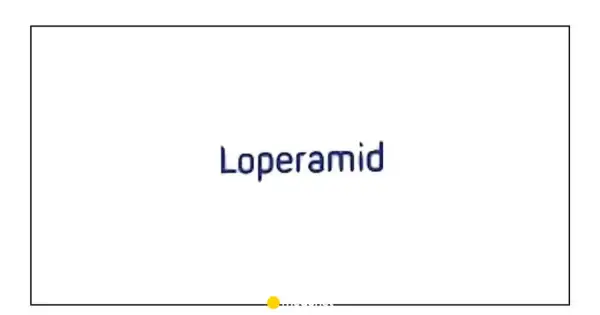 Napis "Loperamid" na białym tle. Czy loperamid jest szkodliwy? Dowiedz się więcej o jego bezpieczeństwie i skutkach ubocznych.