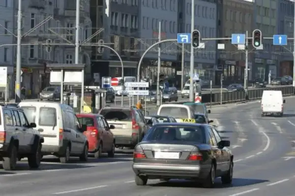 Ile kosztuje taxi w Gdańsku? Sprawdź ceny i trasy, aby zaoszczędzić