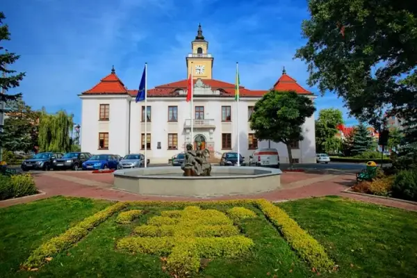 Ożarów Mazowiecki: Atrakcje na weekend? Odkryj jego uroki!