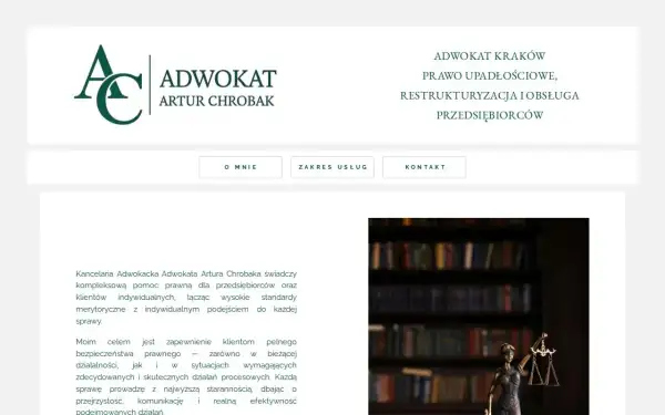 Logo kancelarii adwokackiej z literami "AC", napis "ADWOKAT ARTUR CHROBAK" i zdjęcie Temidy.