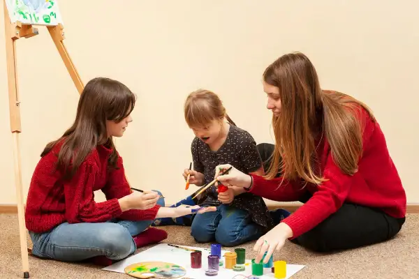 Ciekawe zajęcia z pedagogiem: Rozwój dziecka przez doświadczenie