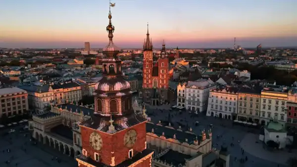 Kraków: Co warto zwiedzić? Przewodnik po atrakcjach i sekretach