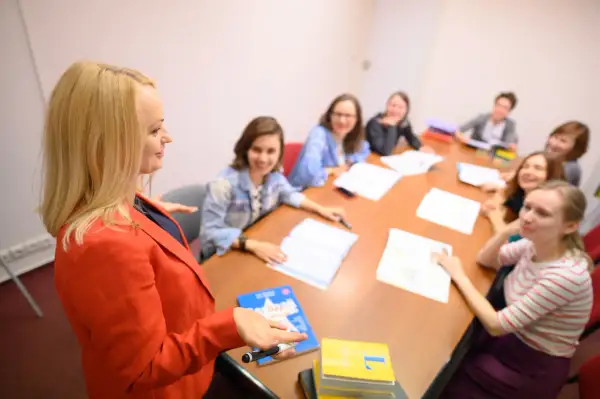 Nauka rosyjskiego: Jak zacząć, ile kosztuje i gdzie uczyć się efektywnie?