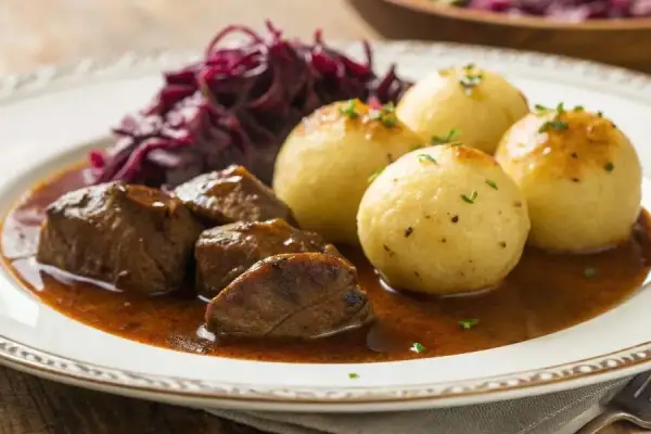Co do klusek śląskich? Odkryj 30+ pomysłów na każdy gust!