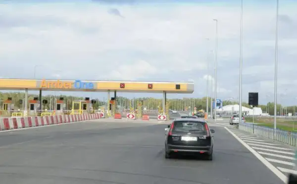 Jak wjechać na autostradę A1 w Strykowie - proste trasy i wskazówki