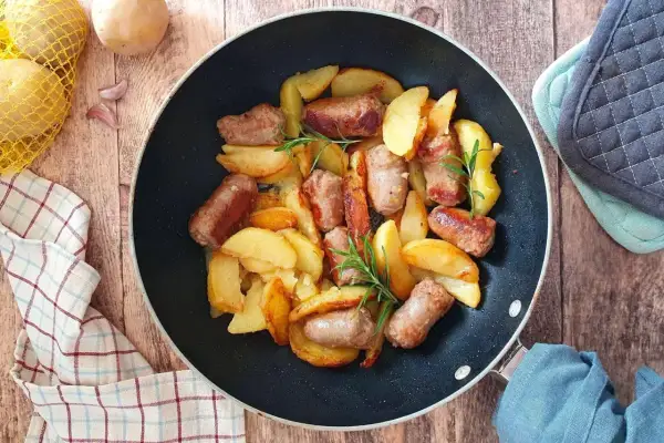 Salsiccia come secondo piatto: ricette facili e segreti per il successo