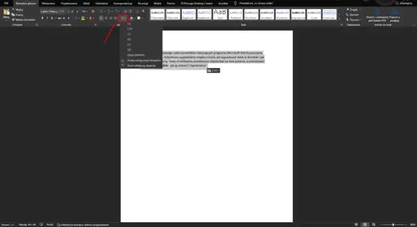 Ustawienie interlinii w Wordzie. Wybierz opcję interlinia z menu, by dostosować odstępy między wierszami tekstu.