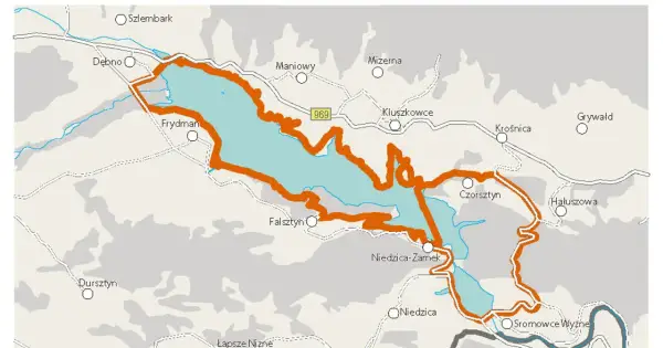 Mapa szlaków rowerowych wokół Jeziora Czorsztyńskiego. Pomarańczowa linia wyznacza trasę Velo Czorsztyn, prowadzącą przez malownicze miejscowości.