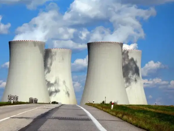 Polska elektrownia atomowa: Czy działa? Kiedy ruszy pierwszy blok?