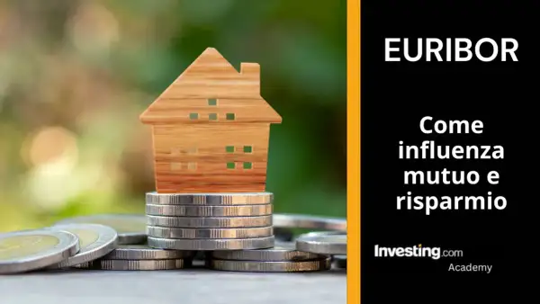 Casa in legno su monete. Euribor: cos'è e come influenza mutuo e risparmio.