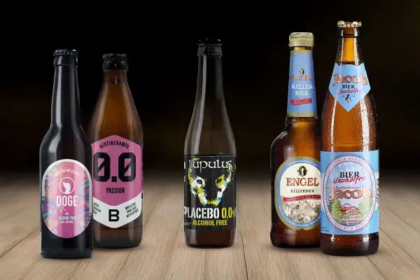 Cinque birre analcoliche, perfette per chi cerca una birra meno calorica senza rinunciare al gusto.