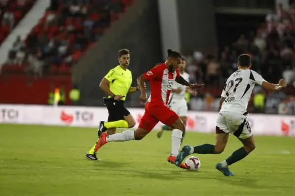 Dónde mirar UD Almería contra Córdoba CF y no perderte el partido
