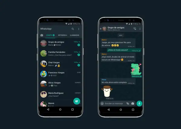 Dwa telefony z WhatsApp w trybie ciemnym. Na jednym ekranie lista czatów, na drugim rozmowa. Dowiedz się, jak wyłączyć tryb ciemny w telefonie.
