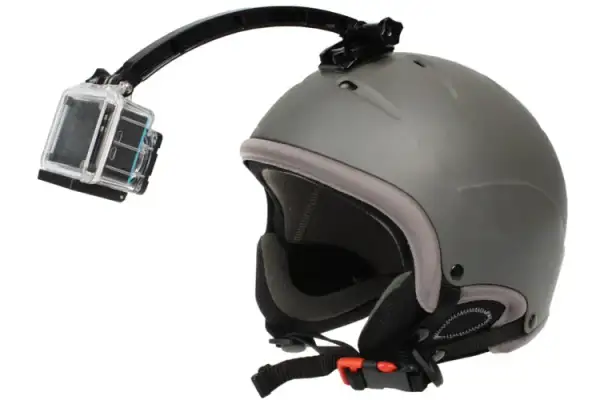 Jak zamontować GoPro na kasku narciarskim, aby uniknąć problemów podczas jazdy