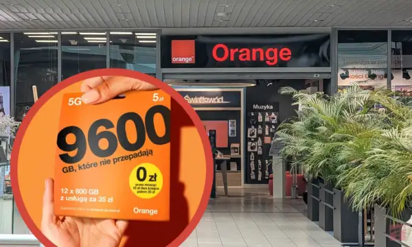 Ręka trzyma kartę z ofertą Orange: 9600 GB za 0 zł, idealna na pakiet roamingowy.