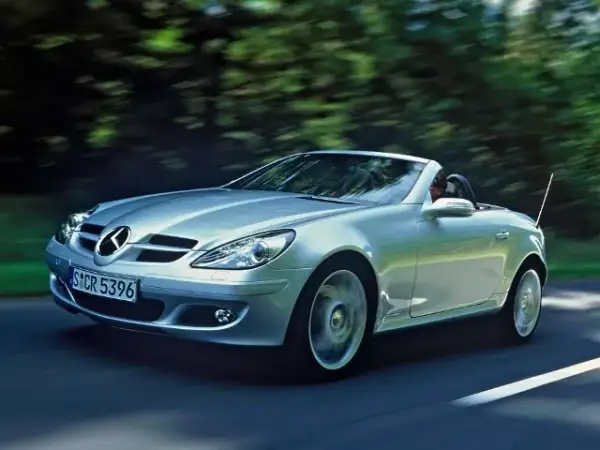 Mercedes SLK: Czy warto kupić? Generacje, silniki, usterki