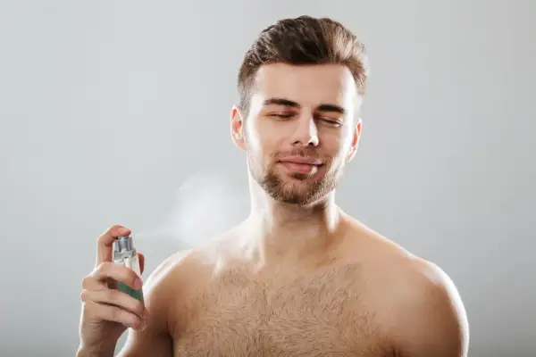Woda toaletowa czy perfumowana dla mężczyzn – co wybrać, by nie żałować?