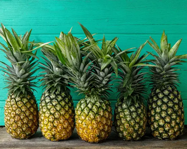 Czy ananas odchudza? Odkryj jego prawdziwe właściwości w diecie