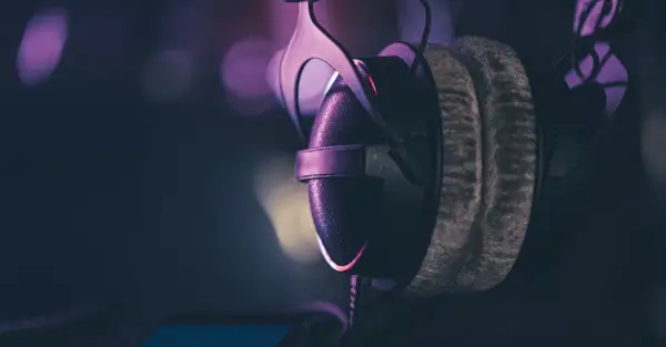 Gdzie mogę znaleźć podkład muzyczny? Oto najlepsze źródła i porady