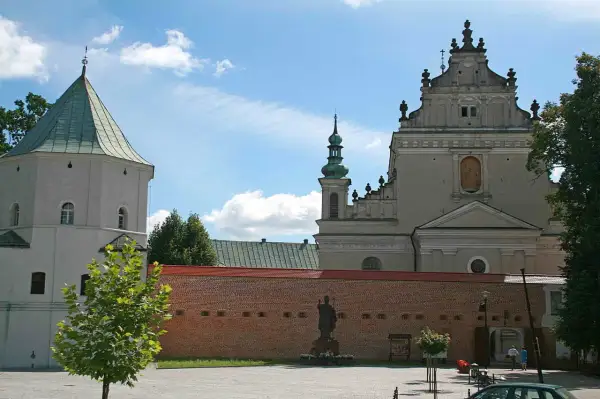 Sanktuarium w Leżajsku: historia, cuda i tajemnice pielgrzymów