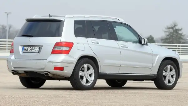 Mercedes GLK jaki silnik wybrać, aby uniknąć kosztownych napraw?