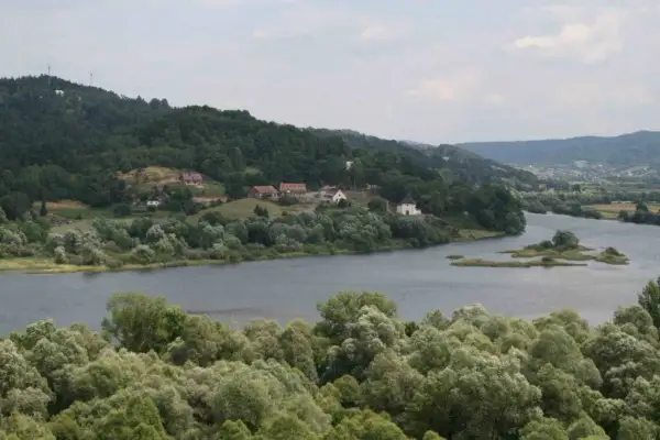 Najlepsze atrakcje nad jeziorem czchowskim, które musisz poznać