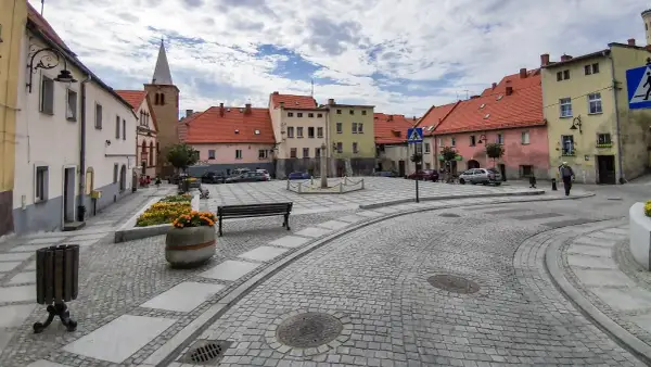 Bystrzyca Kłodzka: atrakcje. Odkryj Małą Pragę Sudetów!
