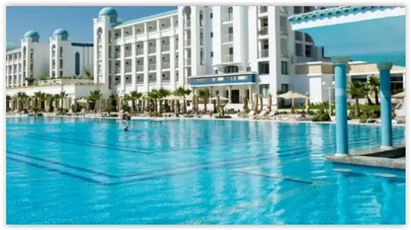 Jaki hotel w Tunezji? TOP rekomendacje dla rodzin i par!