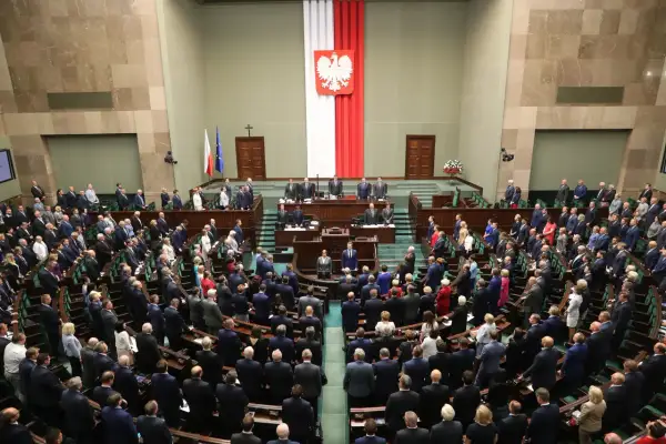 Konwent seniorów co to? Poznaj jego rolę i znaczenie w Senacie