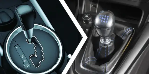 Comparaison entre une boîte automatique et une boîte manuelle. Le levier de vitesse automatique offre une passerelle vers la conduite sans effort, tandis que le levier manuel permet un contrôle total.