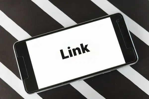 Jak wstawić link HTML - proste kroki, aby uniknąć błędów