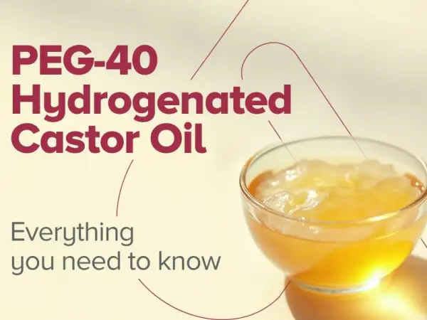 Tekst "PEG-40 Hydrogenated Castor Oil" nad miseczką z żółtym żelem. Dowiedz się wszystkiego o tym składniku.