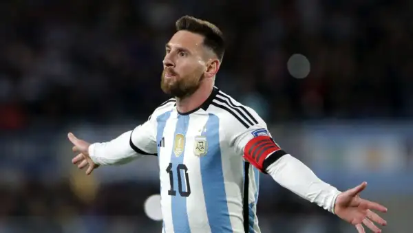 W jakim kraju gra Messi? Odkryj jego obecny zespół i lokalizację