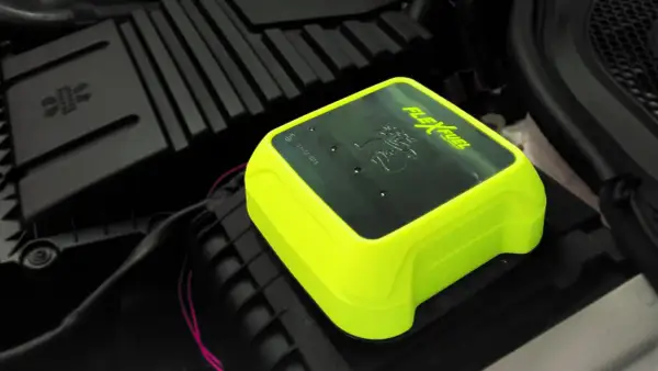 Boîtier éthanol FlexFuel, idéal pour optimiser votre moteur. Découvrez le prix de l'installation chez Feu Vert.