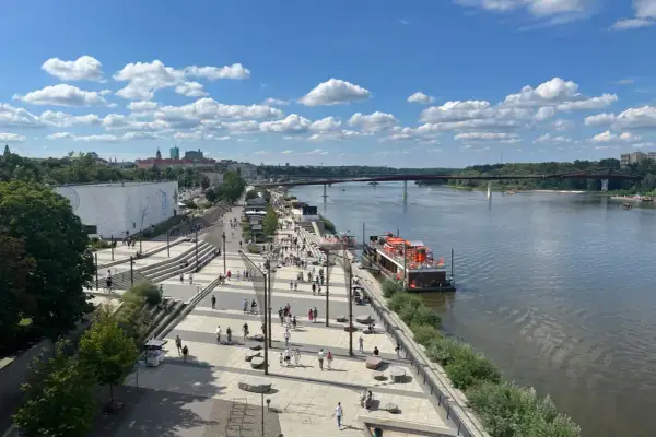 Jak zwiedzić Warszawę? Atrakcje, darmowe wejścia, gotowe trasy