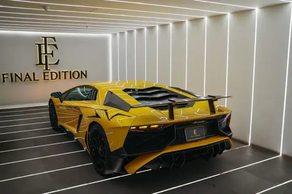 Aventador: Cena, koszty, inwestycja? Ostatnie wolnossące V12